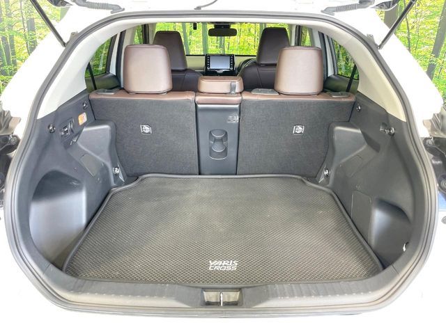 YARIS CROSS HYBRID