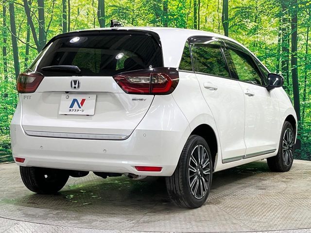 FIT e:HEV 4WD