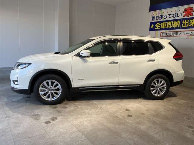 X-TRAIL HYBRID 2WD