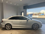AUDI RS3 Sedan