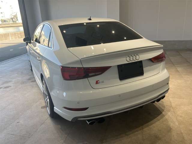 AUDI RS3 Sedan