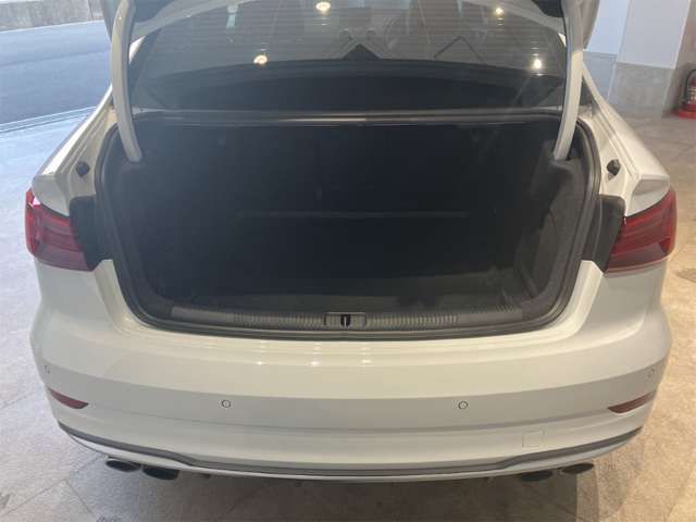 AUDI RS3 Sedan