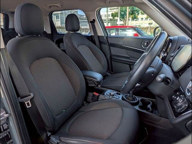 MINI COOPER D CROSSOVER