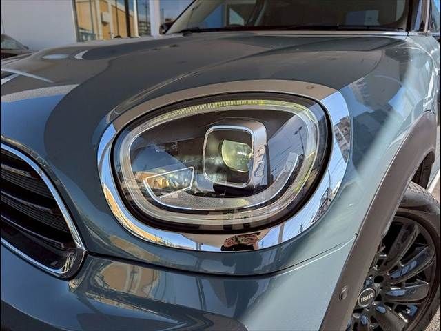 MINI COOPER D CROSSOVER