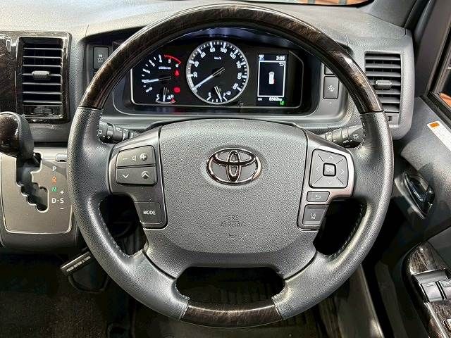 HIACE van 2WD