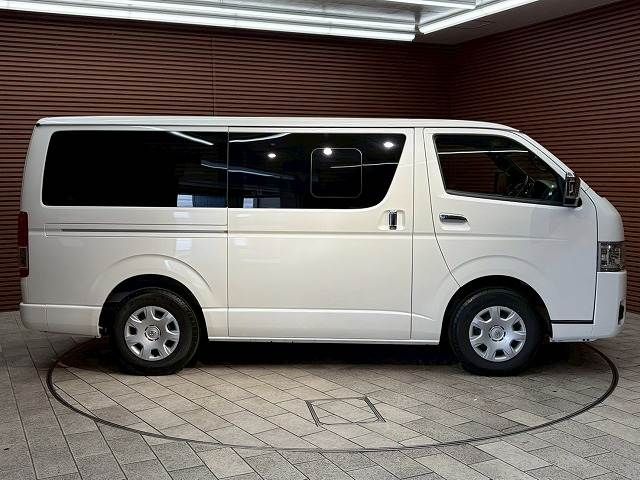 HIACE van 2WD