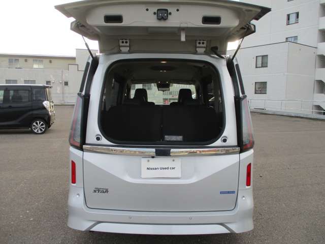 SERENA WG 4WD