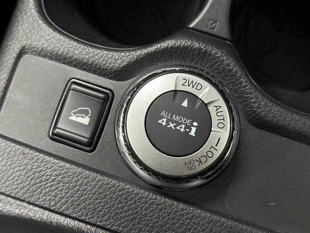 X-TRAIL 4WD