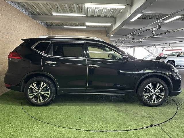 X-TRAIL 4WD