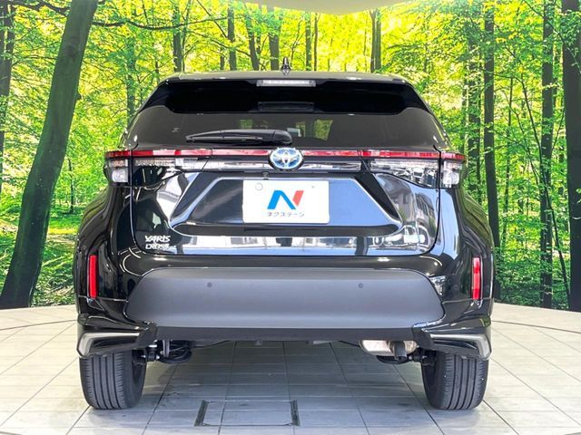 YARIS CROSS HYBRID