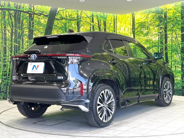 YARIS CROSS HYBRID