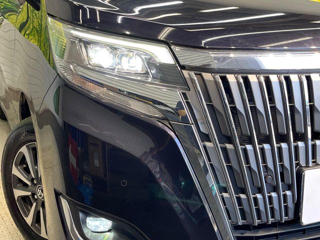 ESQUIRE