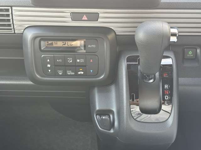 N-VAN 4WD