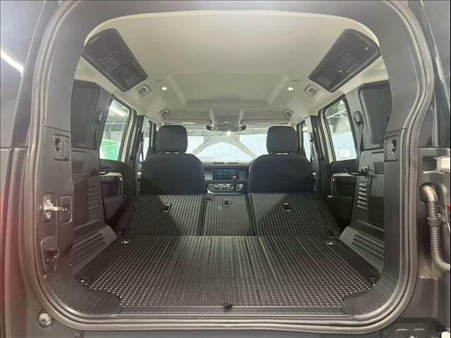 ROVER DEFENDER