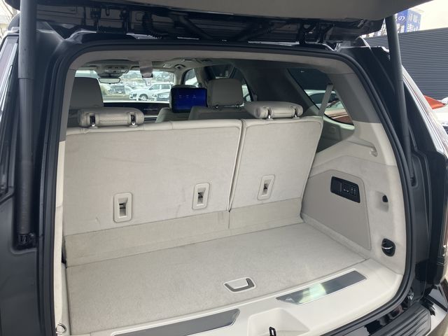 CADILLAC ESCALADE