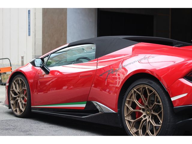LAMBORGHINI HURACAN Spider