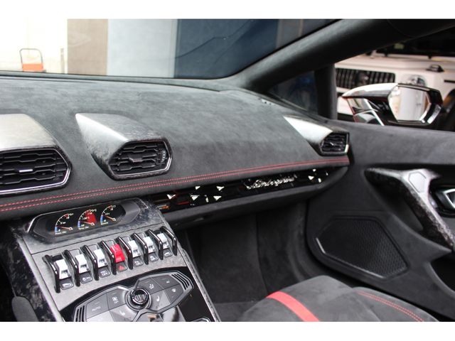LAMBORGHINI HURACAN Spider