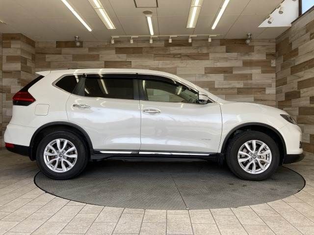 X-TRAIL HYBRID 2WD