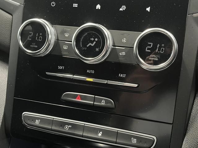 RENAULT MEGANE hatchback