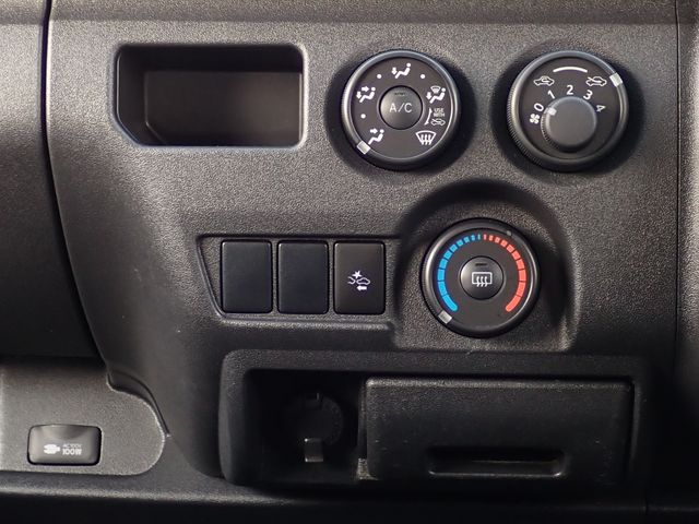 HIACE van 1.25t 2WD