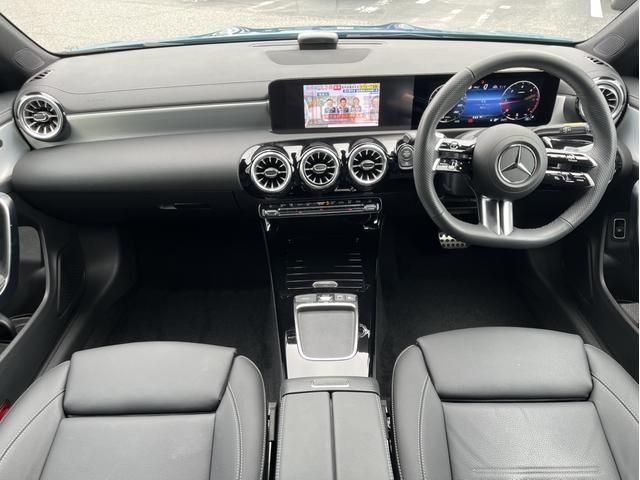 MERCEDES BENZ CLA class