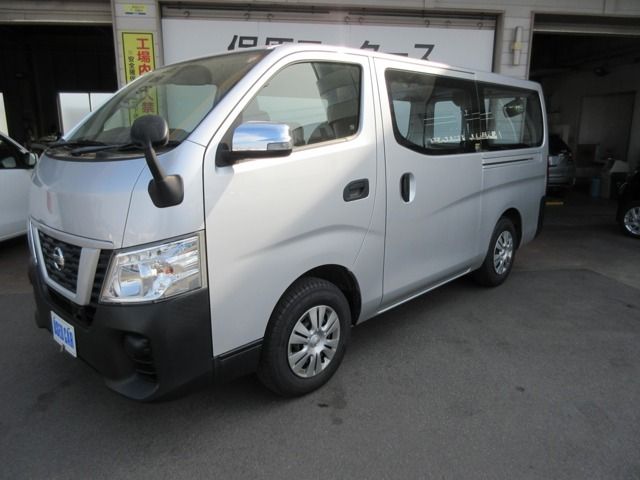 NV350 CARAVAN 4WD