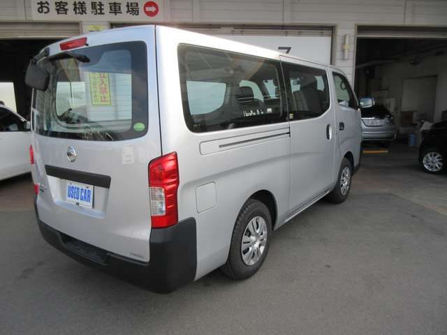 NV350 CARAVAN 4WD