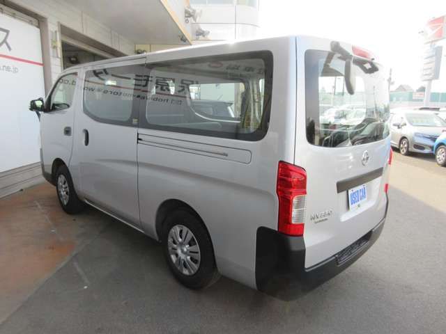 NV350 CARAVAN 4WD
