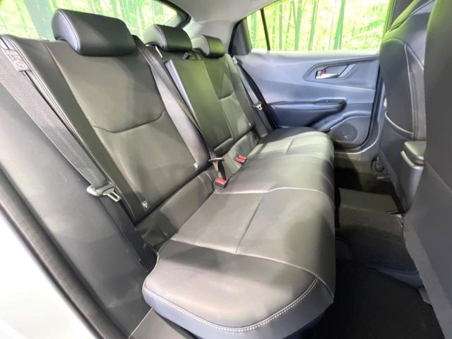 PRIUS 4WD