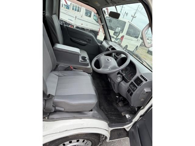 BONGO truck 2WD