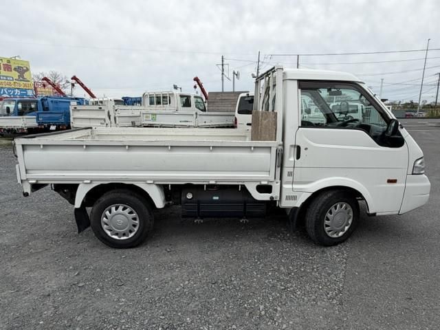 BONGO truck 2WD
