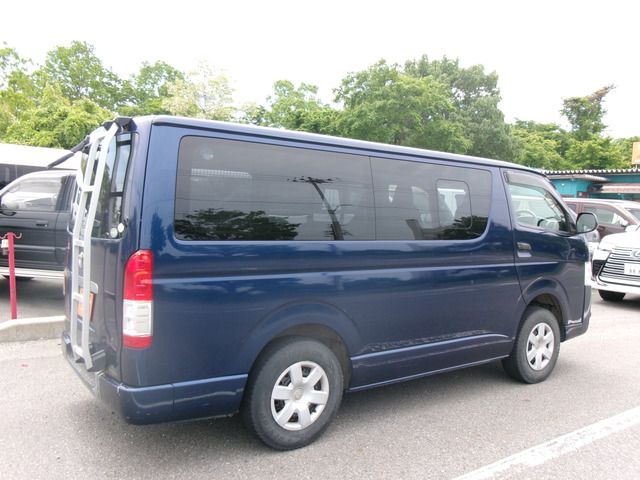 HIACE van 4WD