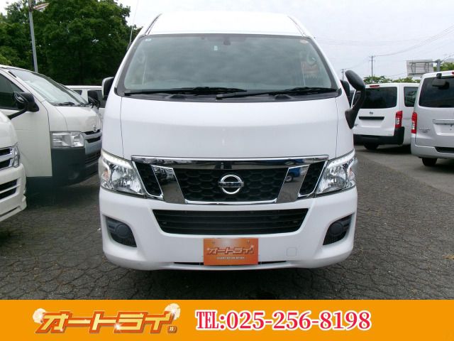 NV350 CARAVAN 4WD