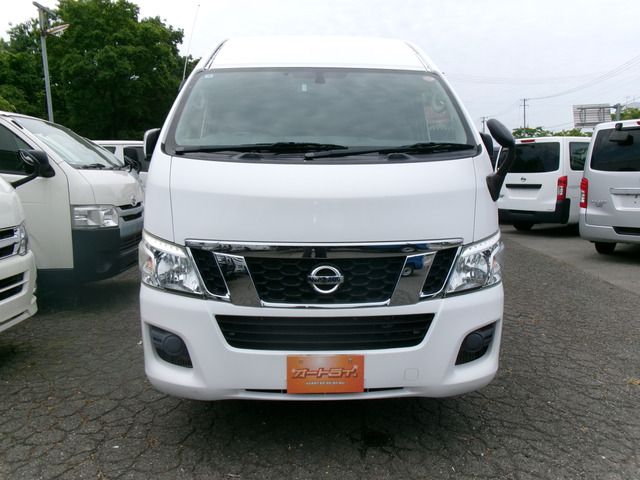 NV350 CARAVAN 4WD