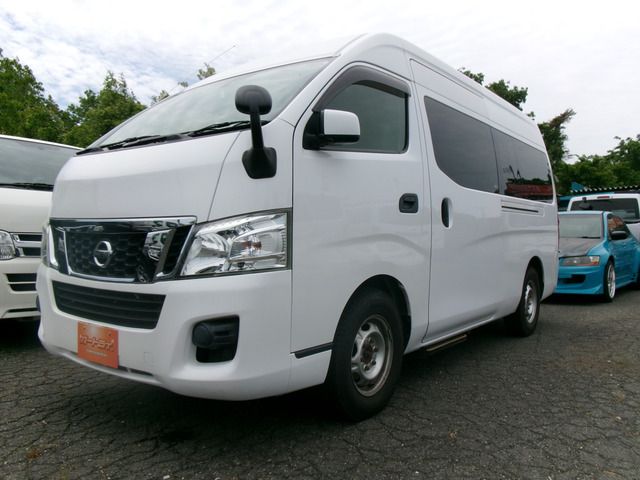 NV350 CARAVAN 4WD