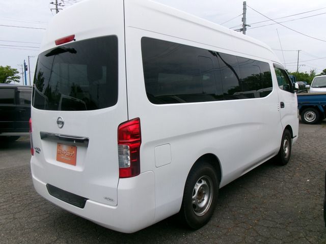 NV350 CARAVAN 4WD