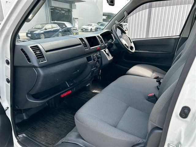 HIACE van 4WD