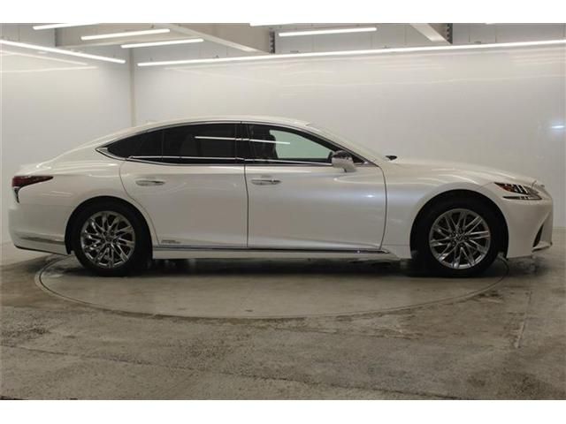 LEXUS LS500h