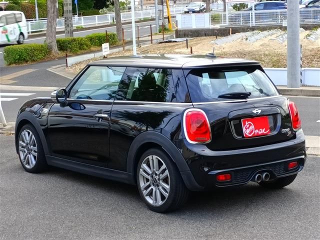 BMW MINI COOPER SD