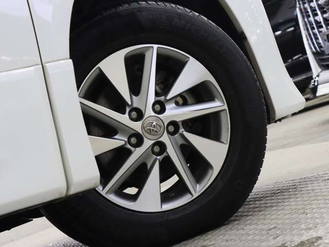ALPHARD hybrid 4WD
