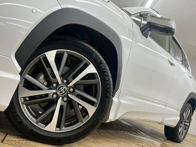COROLLA CROSS HYBRID