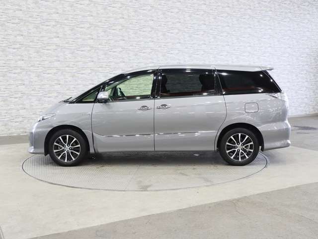 ESTIMA HYBRID 4WD