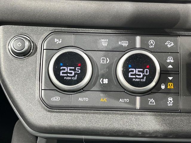 ROVER DEFENDER