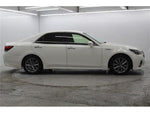 CROWN sedan hybrid