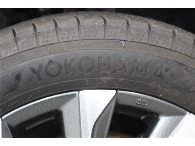 VOXY HYBRID