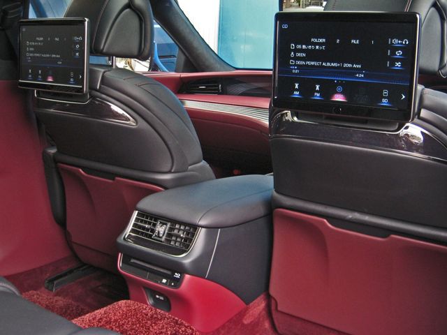 LEXUS LS500 4WD