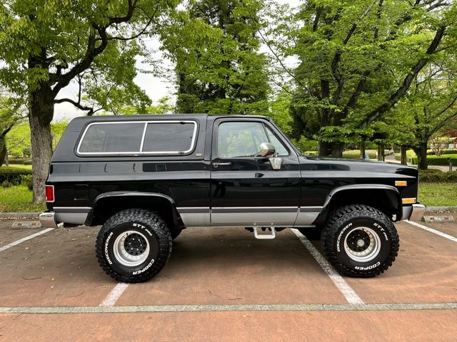 CHEVROLET BLAZER