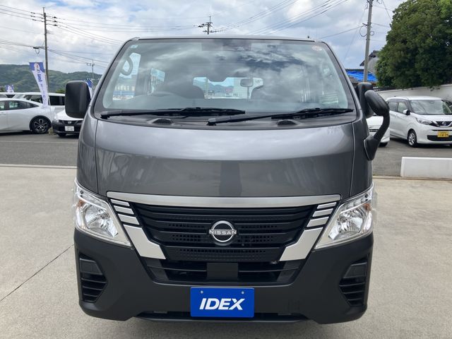 CARAVAN van 2WD