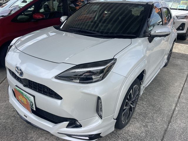 YARIS CROSS HYBRID