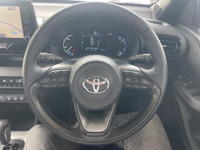 YARIS CROSS HYBRID